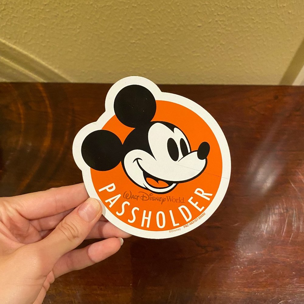 NEW Walt Disney World Annual Passholder Orange Mickey Mouse Magnet